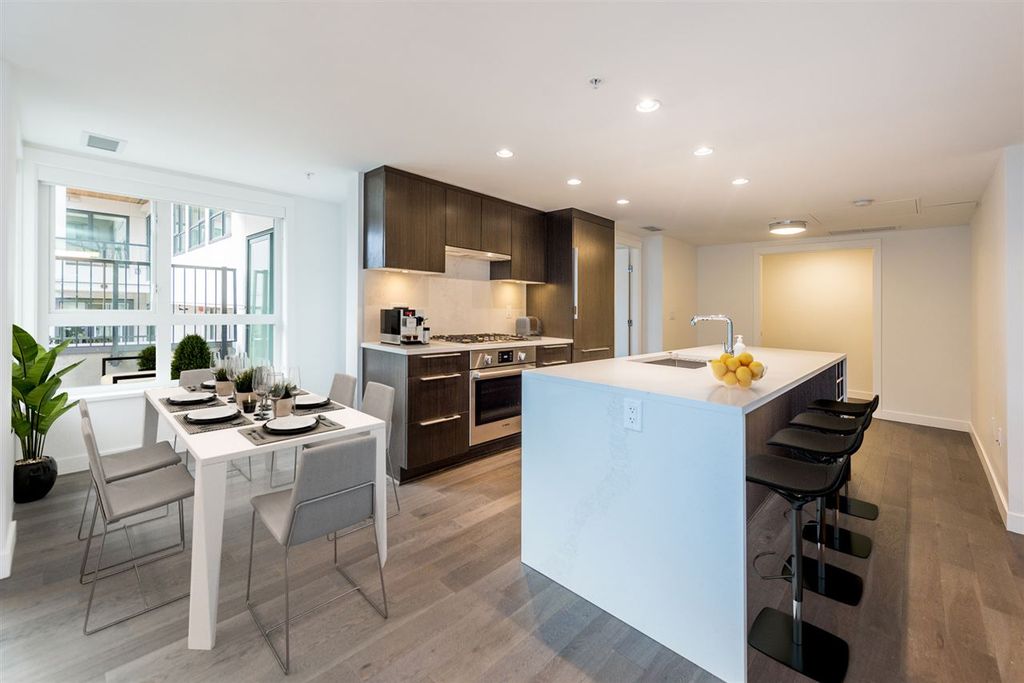 listing image 1103740906687172298