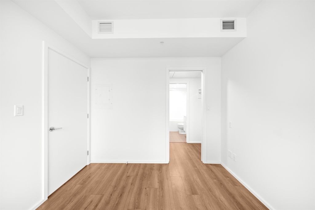 listing image 1100811258774712533