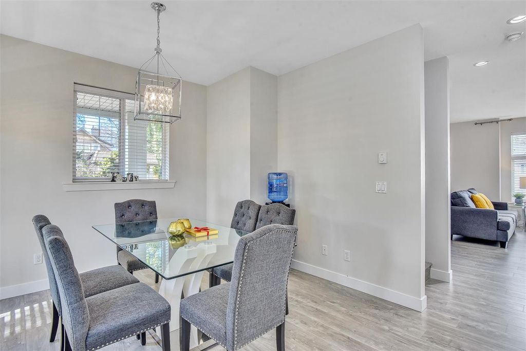 listing image 1108226706255191637