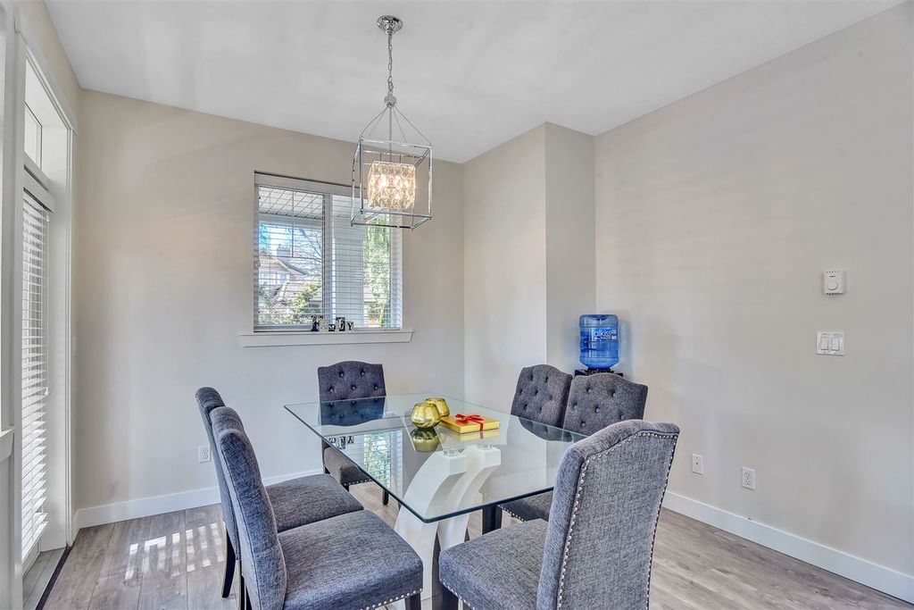 listing image 1105992808438773871