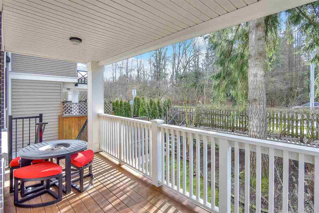listing image 1100143117196541240