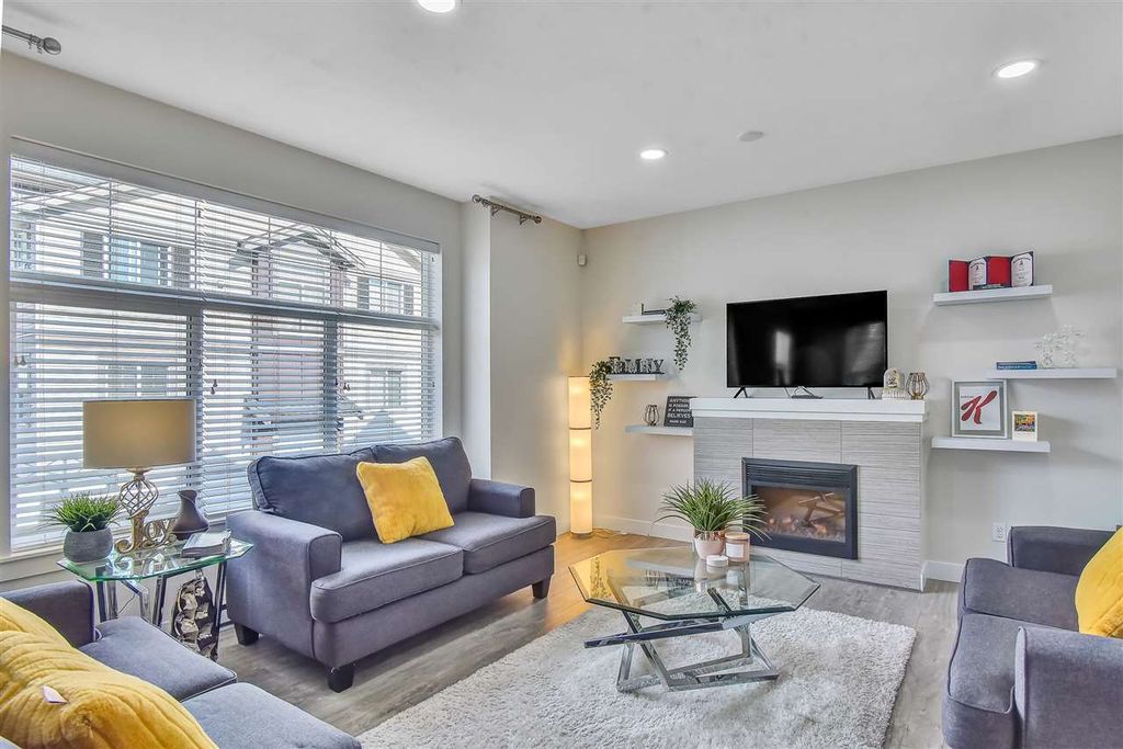 listing image 1107804188188417729