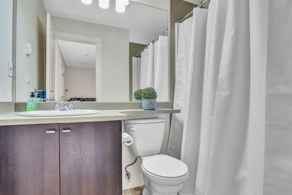 listing image 1108848372707424779