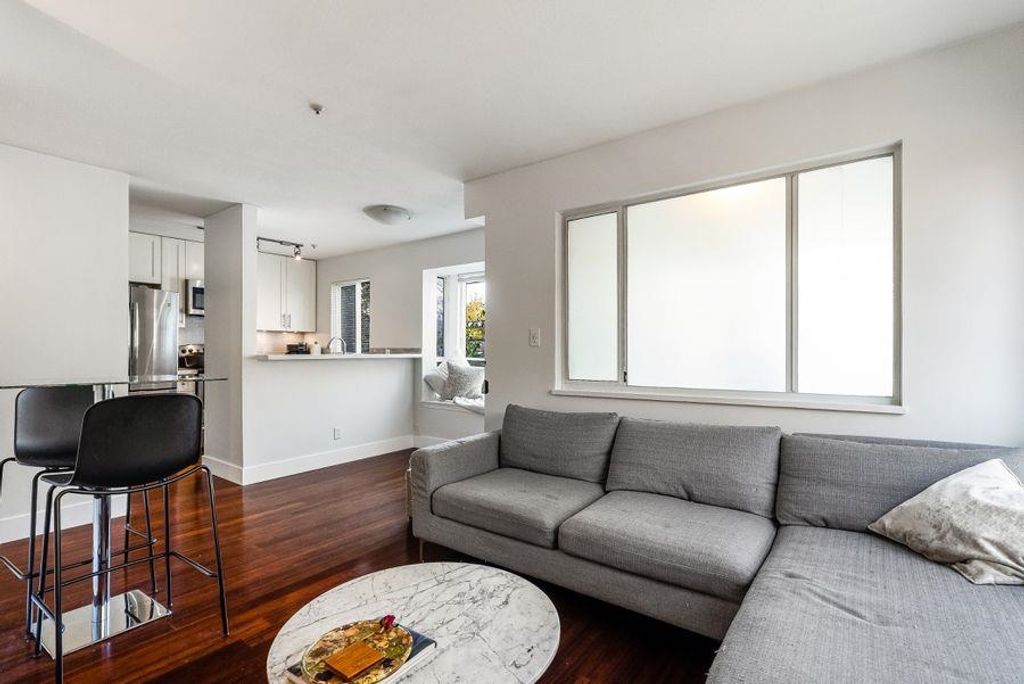 listing image 1103541880866333687