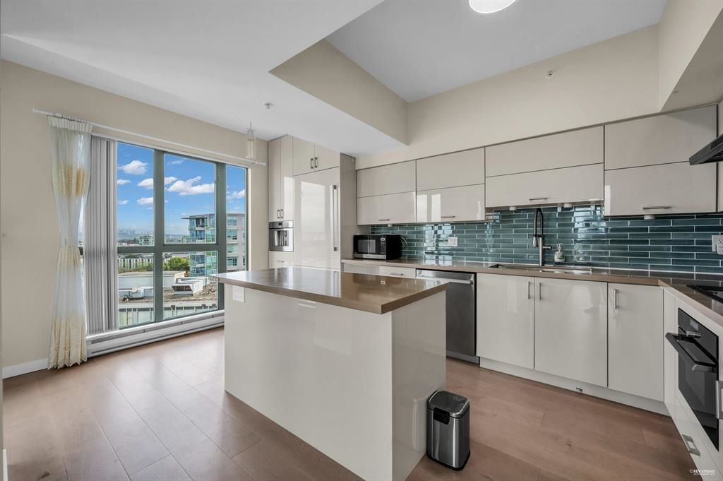 listing image 1105275355836721826