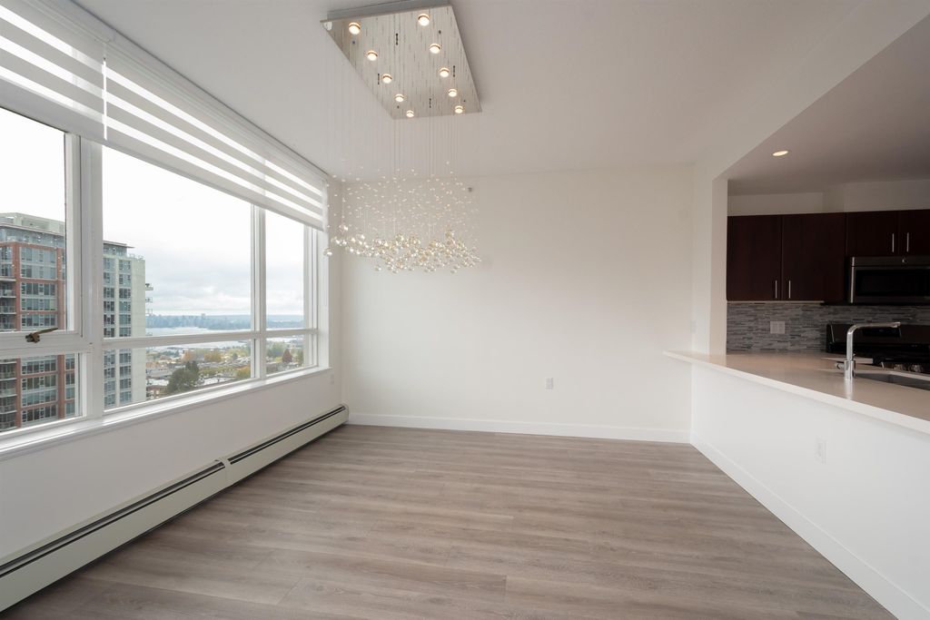 listing image 1109554870847692689