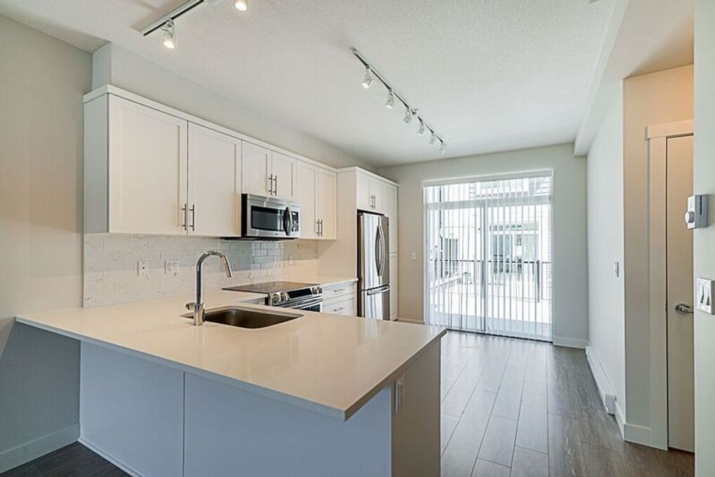 listing image 1107864933430432737