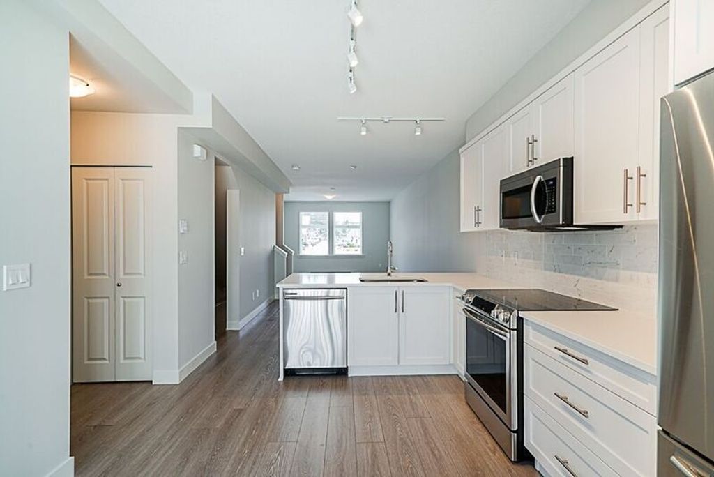 listing image 1102882190200523131