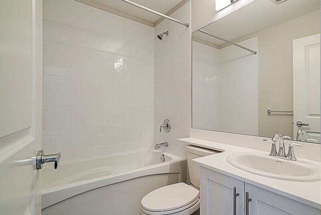 listing image 1107196811809725858