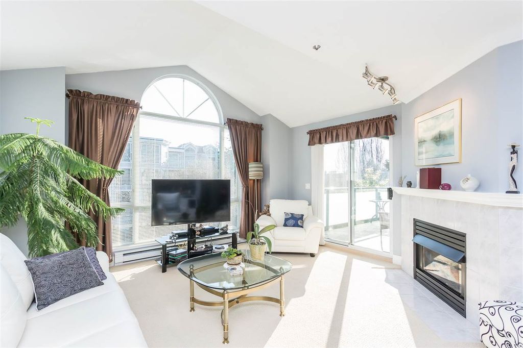 listing image 1108002437452353225