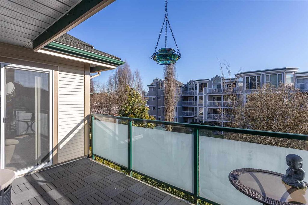 listing image 1109213837572437179