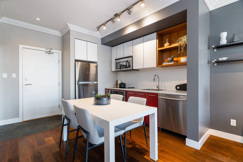 listing image 1103456285214017515