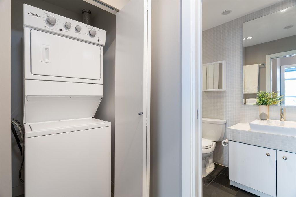 listing image 1107603612742465980