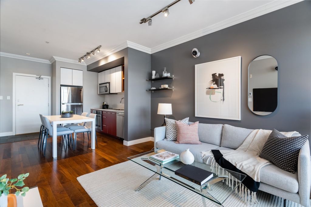 listing image 1108601365100587028