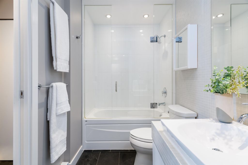 listing image 1108693781956793083