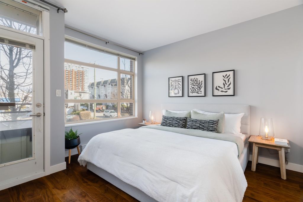 listing image 1108228941601217877