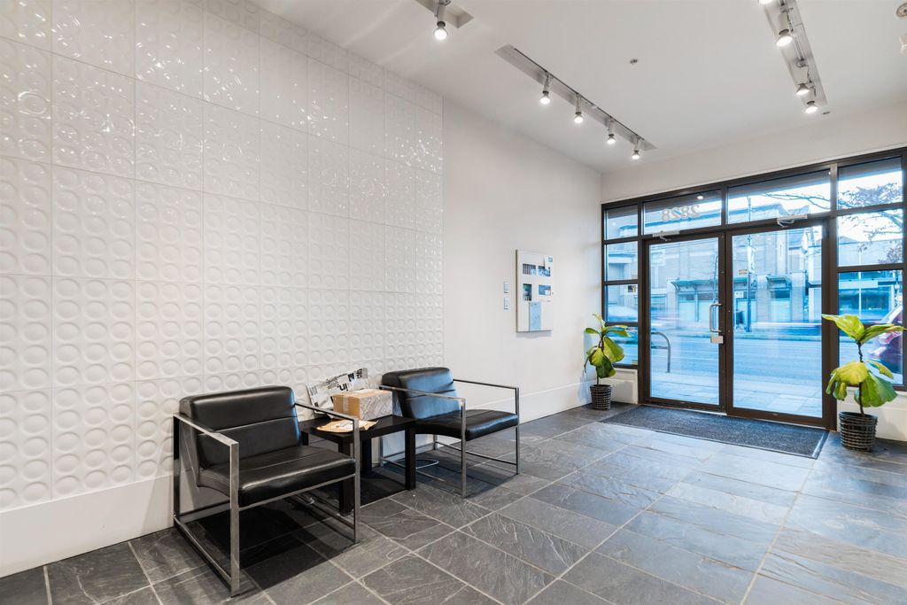 listing image 1101613424222629397