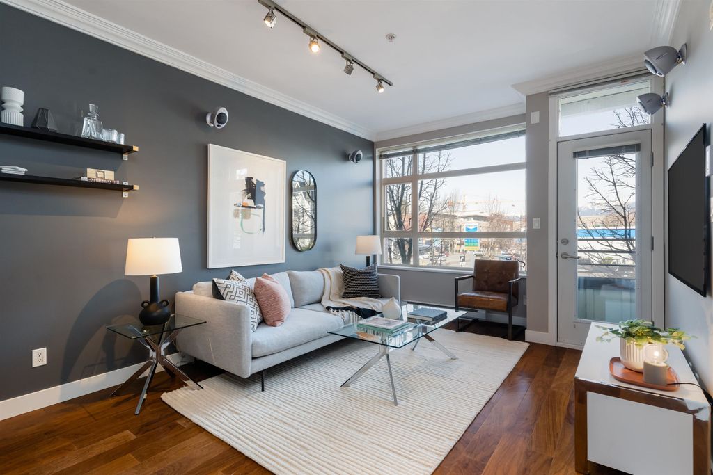 listing image 1105155013472981740