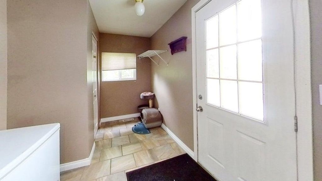 listing image 1102624126409333501