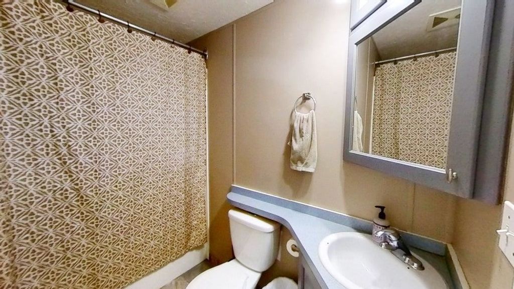 listing image 1101674982676579383