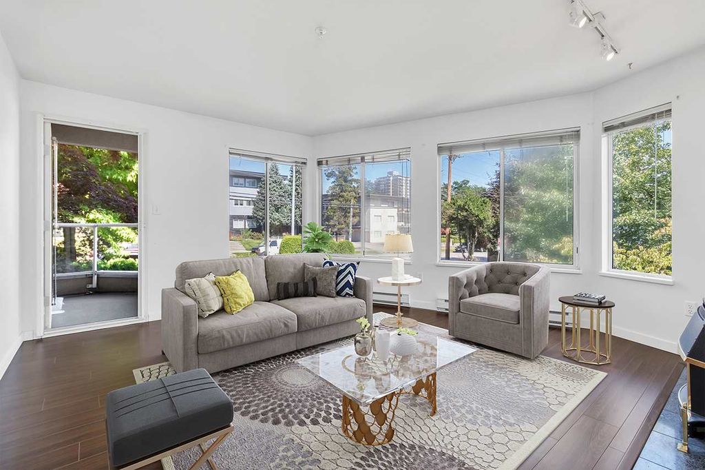listing image 1104042989674108725