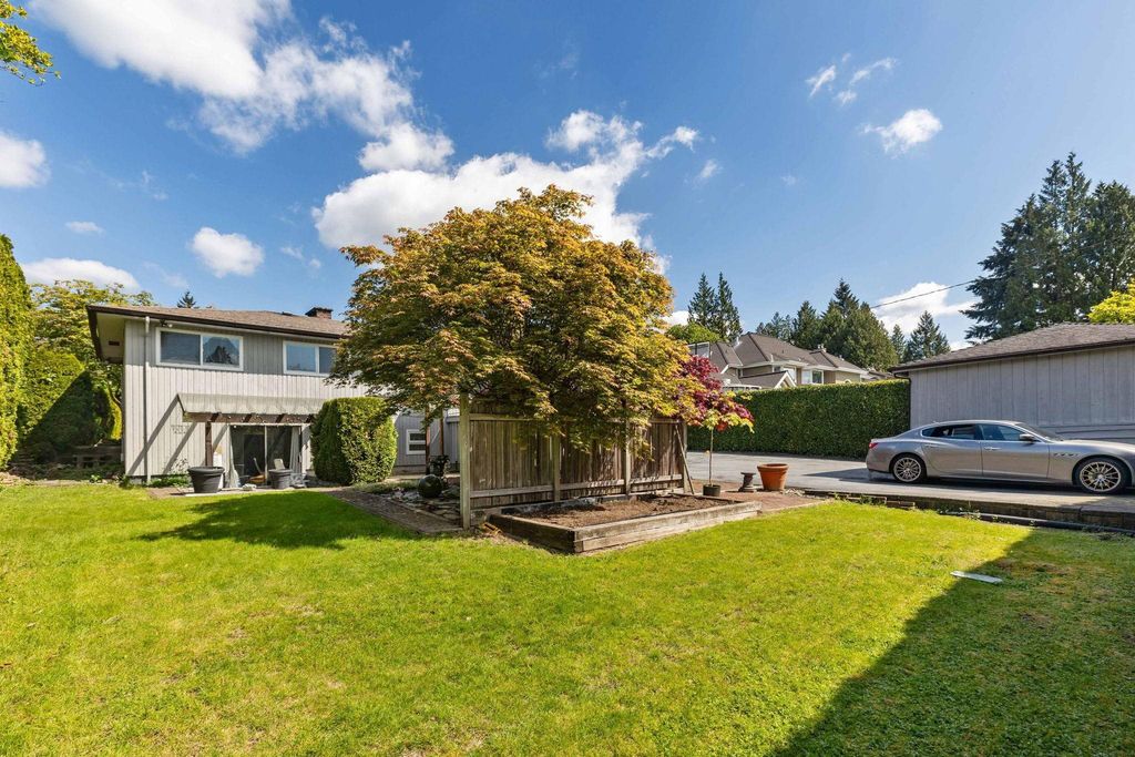 listing image 1104826921201777587