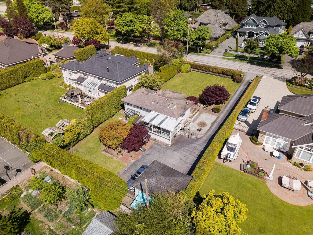 listing image 1104132029279745850