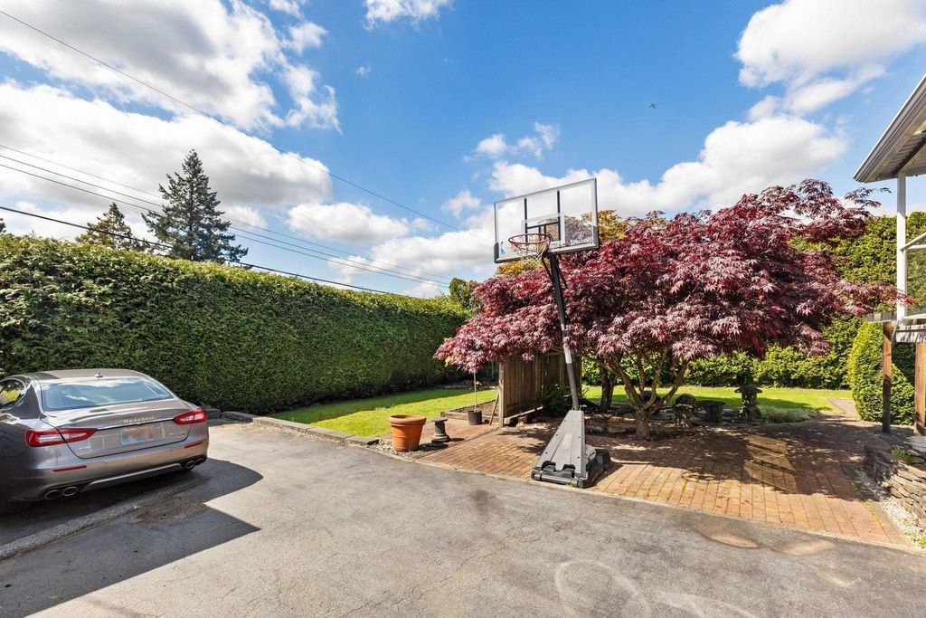 listing image 1107036495102701861