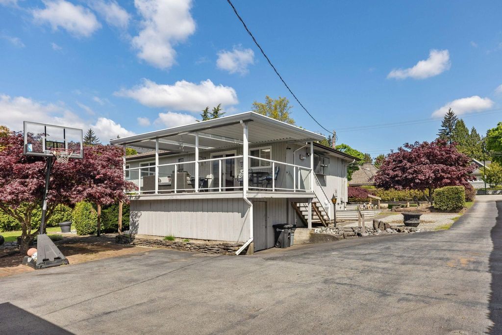 listing image 1109985181562827836