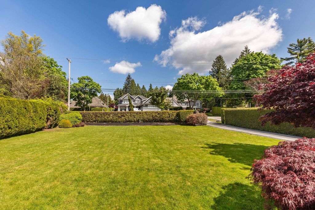 listing image 1103649758114133812