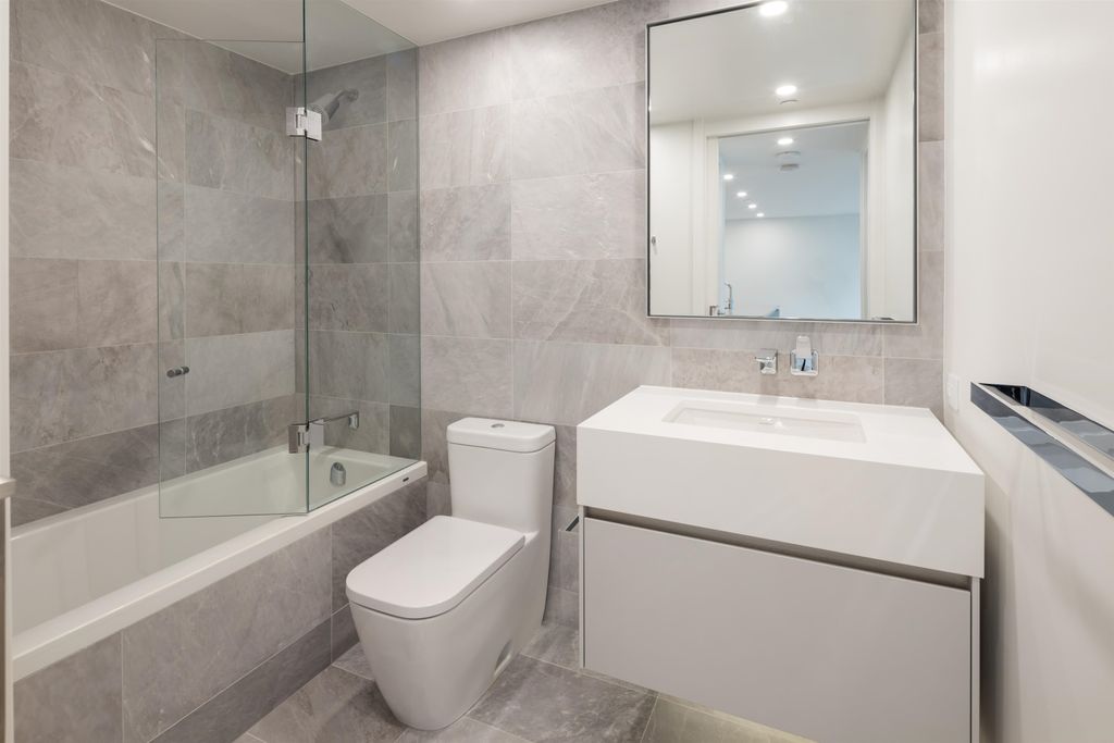 listing image 1104074419556088155