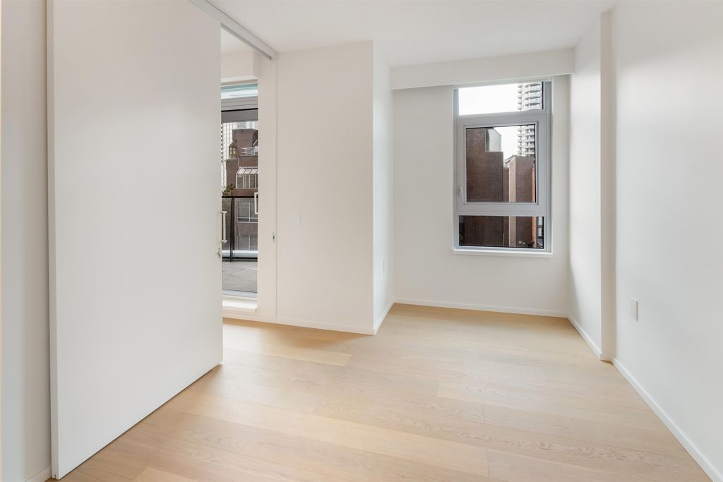 listing image 1106324135809276598