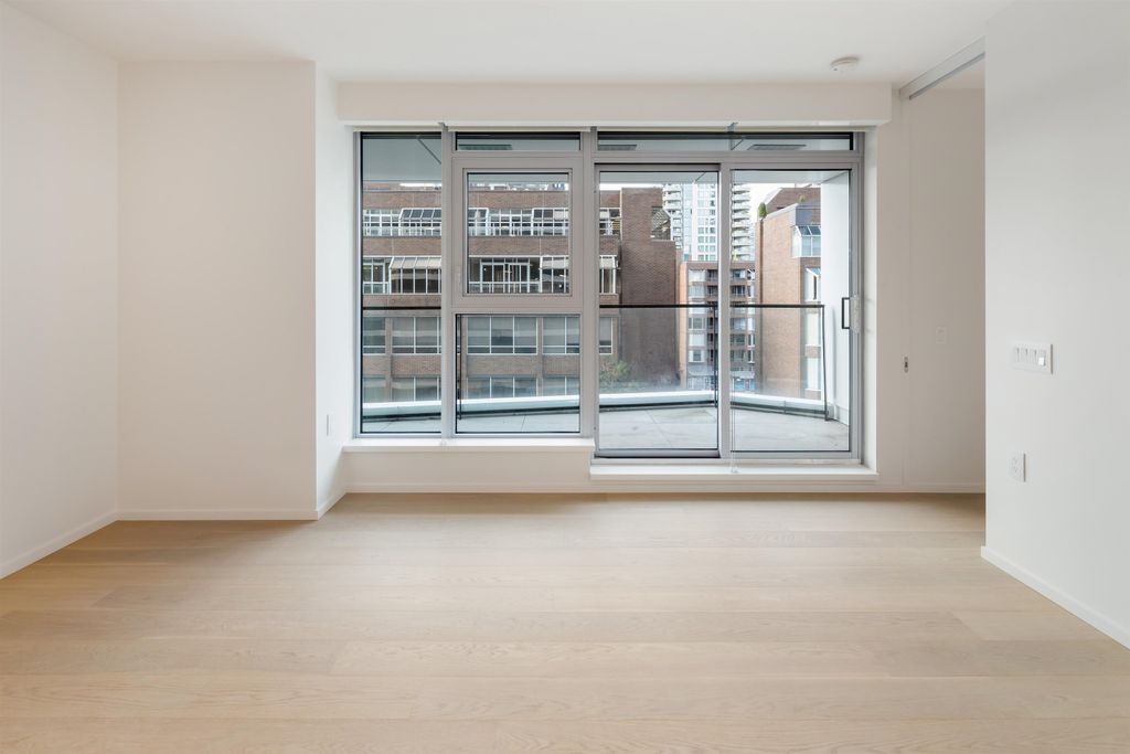 listing image 1108560944452861104