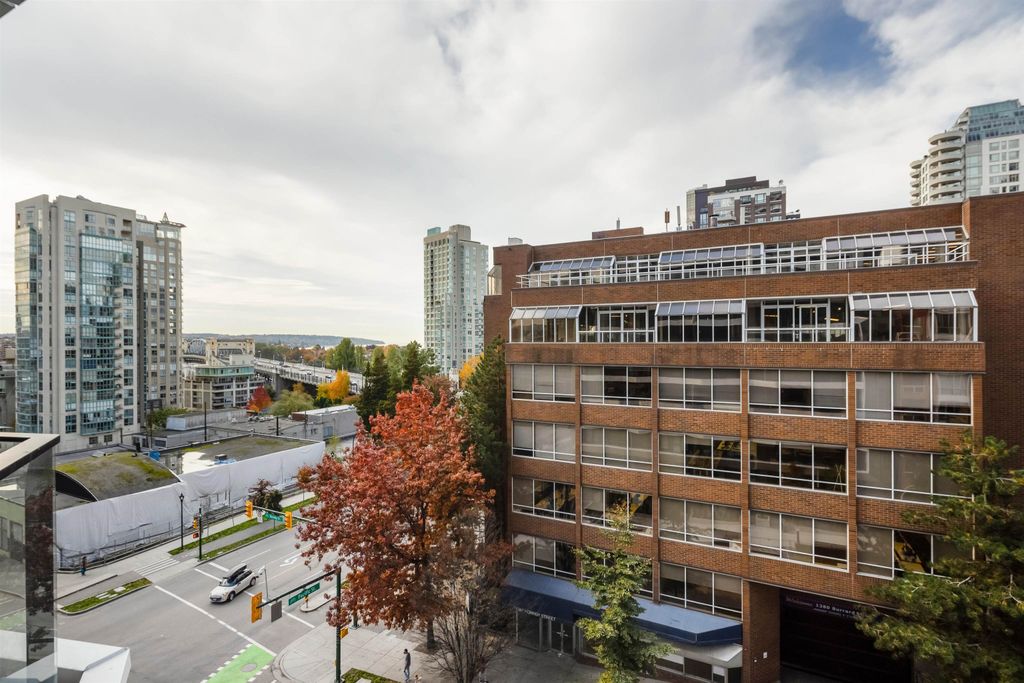 listing image 1103414115218035930