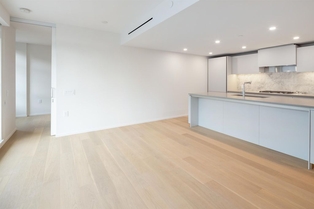 listing image 1106951733035211141