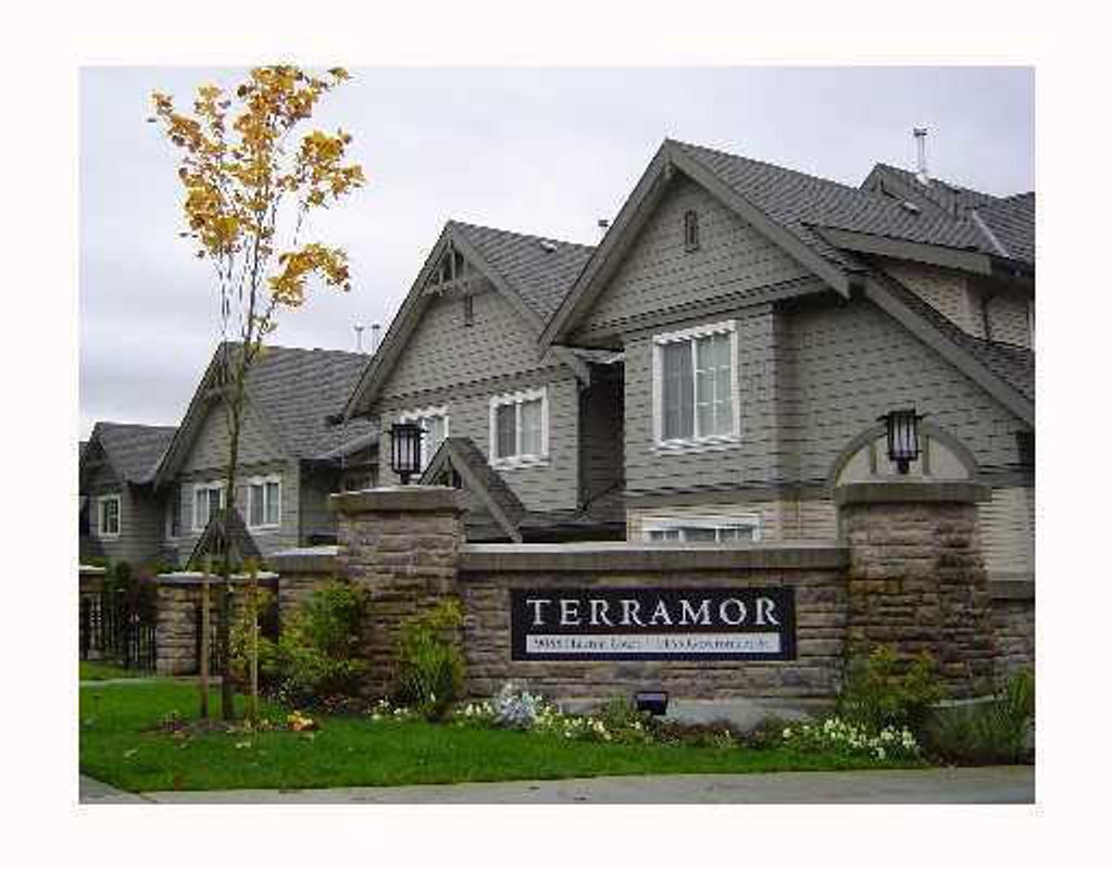 listing image 1104315360353589696