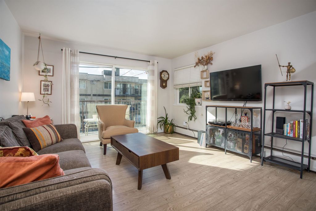listing image 1108185811413295060