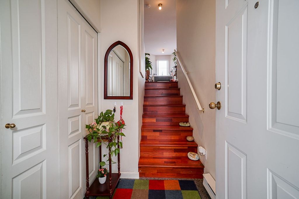 listing image 1109155788128640786