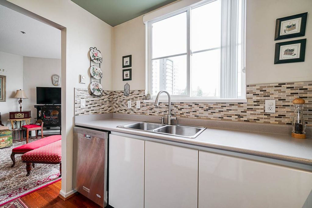 listing image 1108364616230410865