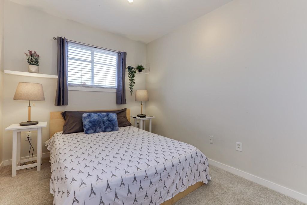 listing image 1102978503310659500