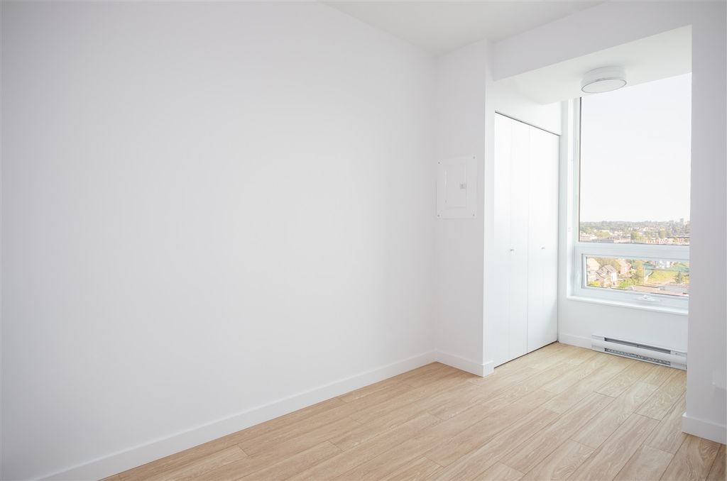 listing image 1105052763411876663