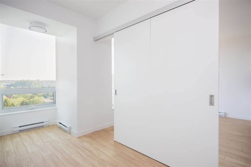 listing image 1102458217010016622