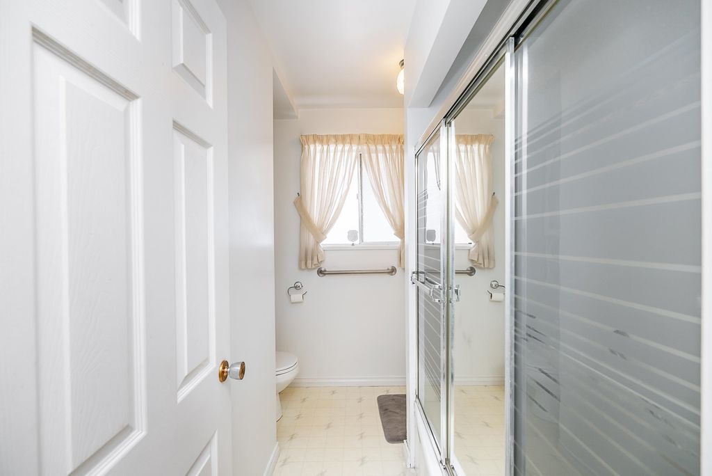 listing image 1109334122448945472