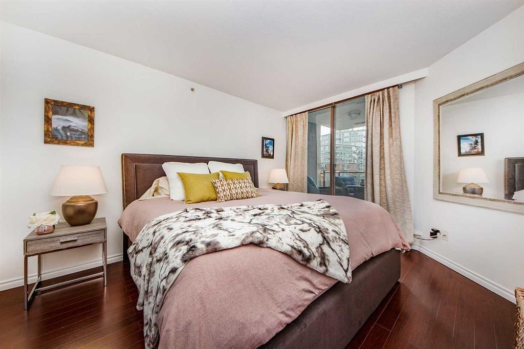 listing image 1101836468450666159