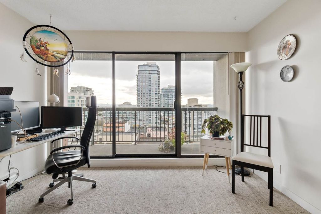 listing image 1105052970221799107