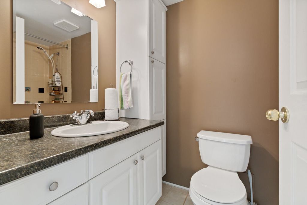 listing image 1106339764993652780