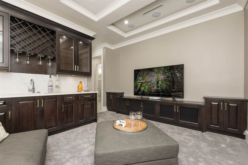 listing image 1101116578955556940