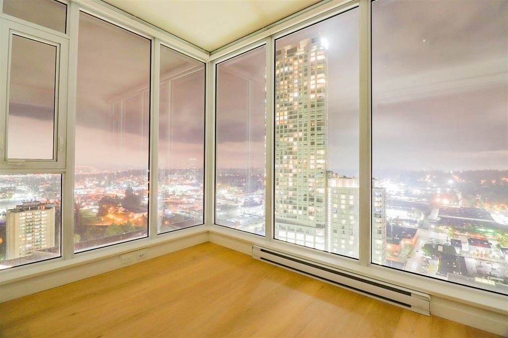 listing image 1102683157809180434