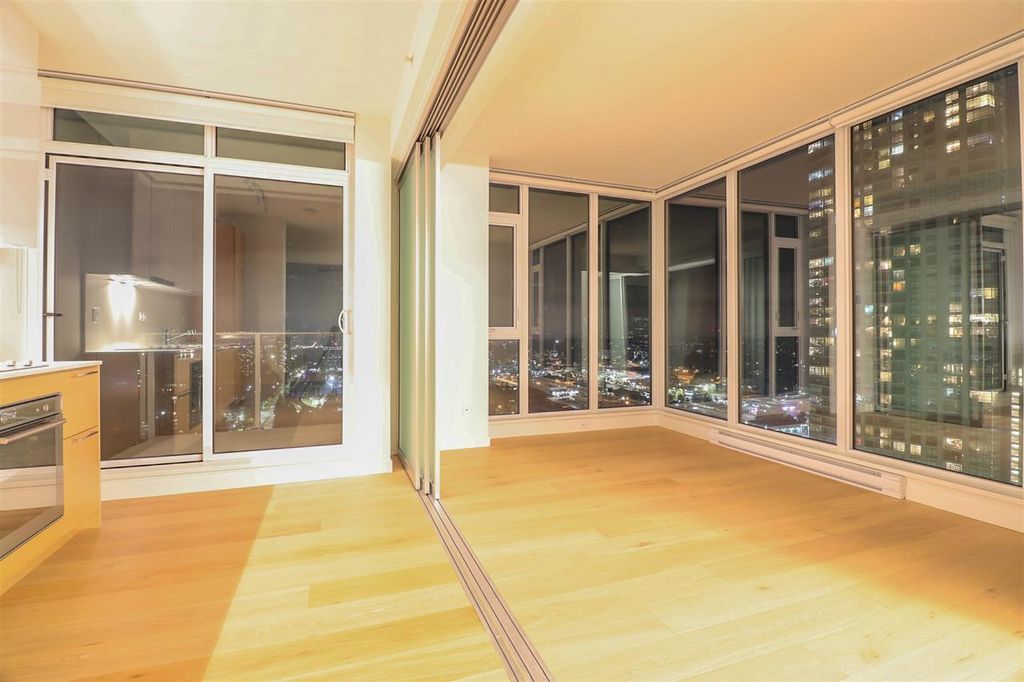 listing image 1102081026882464970