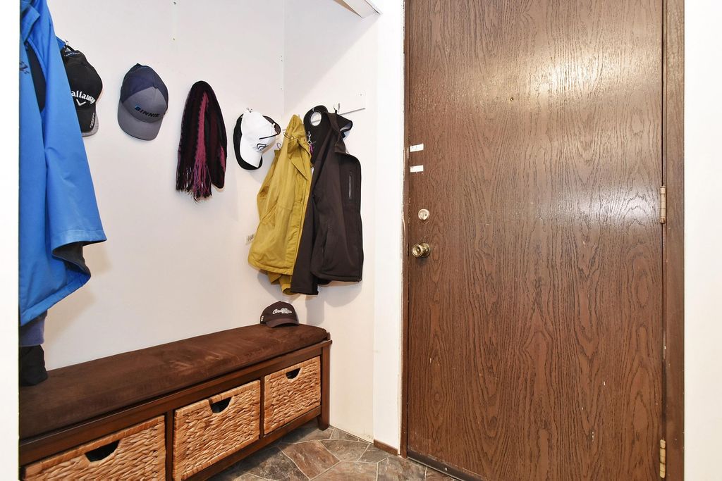 listing image 1108690052972164295